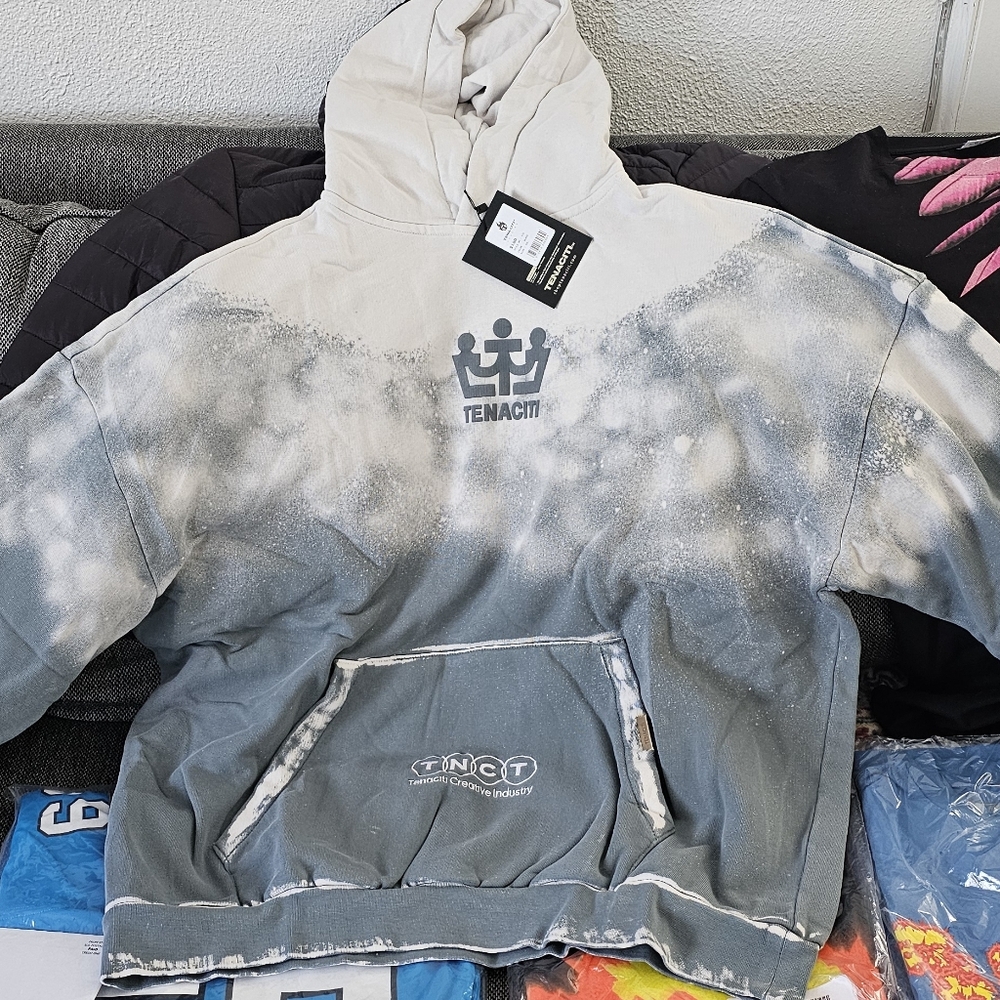 Tenaciti Studios "Crown" Pullover Hoodie (Gunmetal Grey/White) Sizes S/XL
